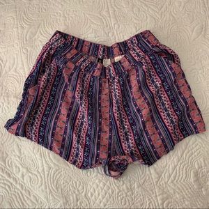 DIVIDED Shorts w/ Pockets